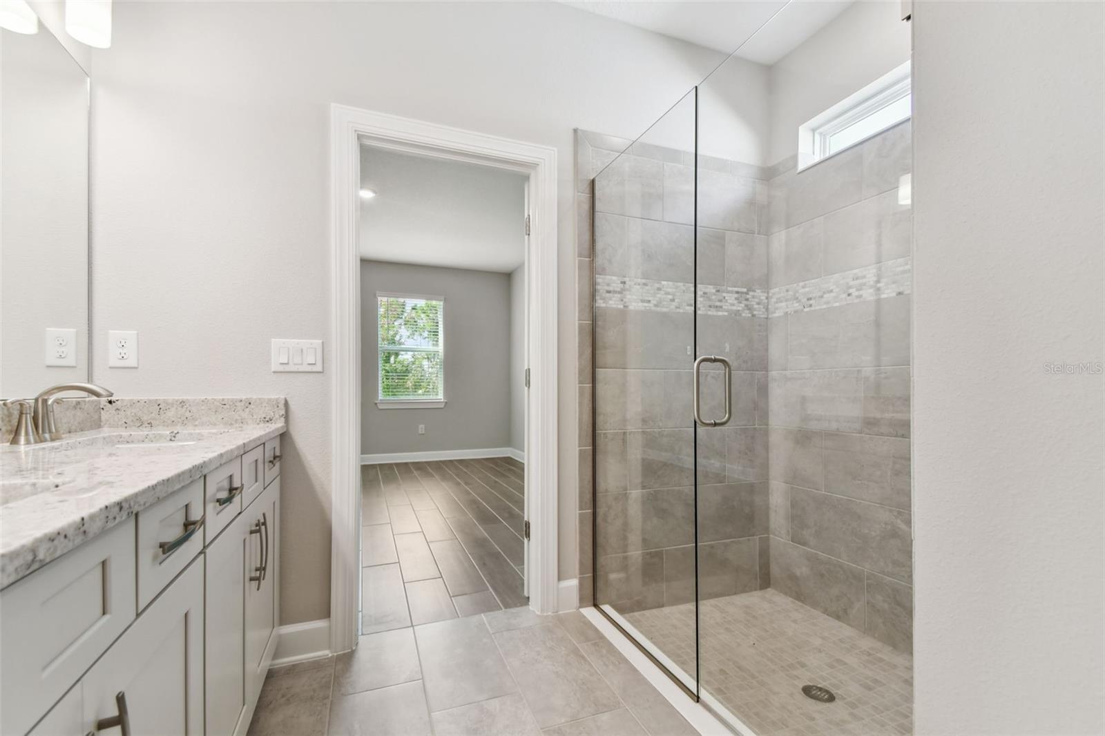 620 NASTURTIUM CT — photo 26