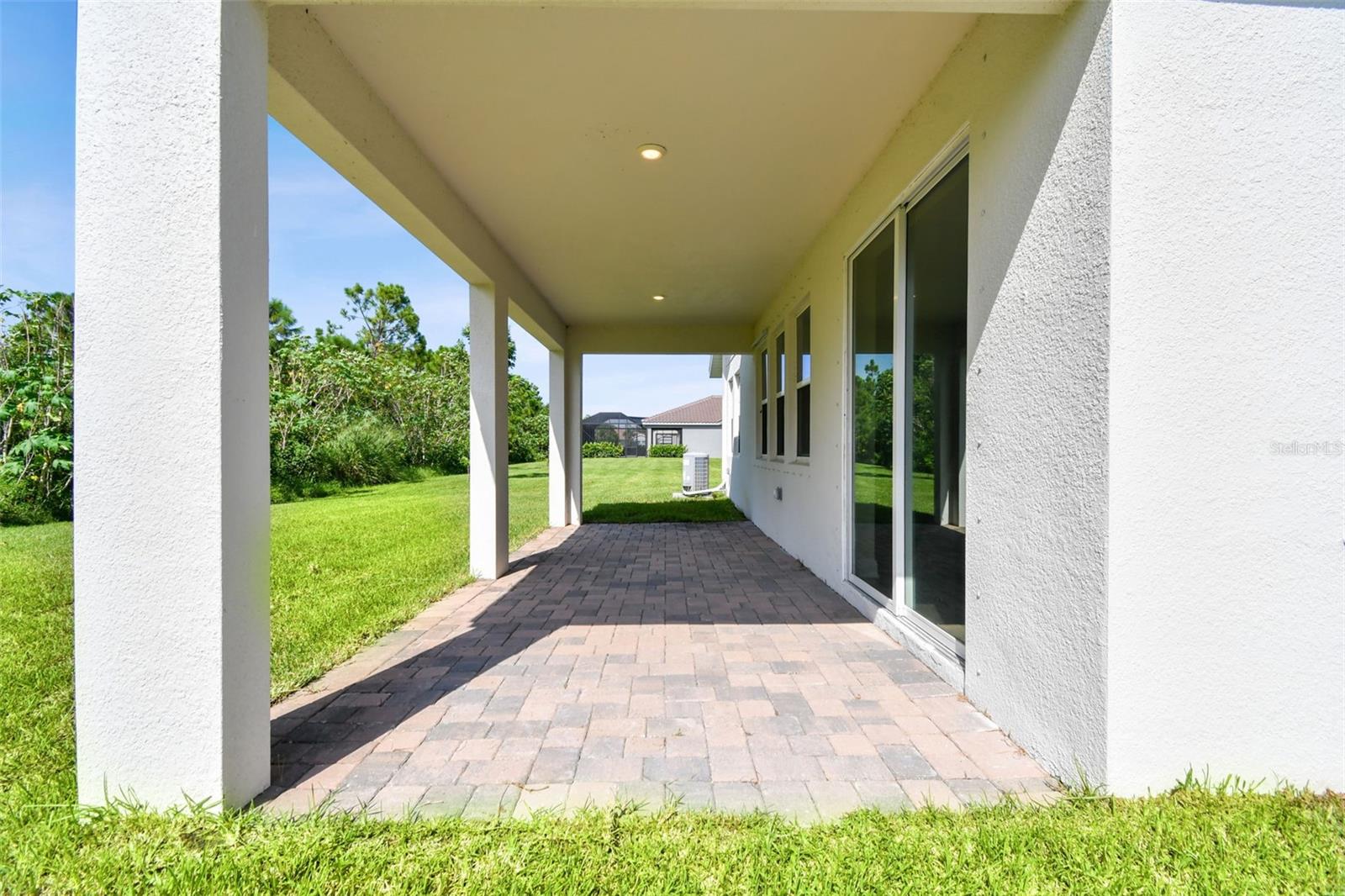 620 NASTURTIUM CT — photo 35