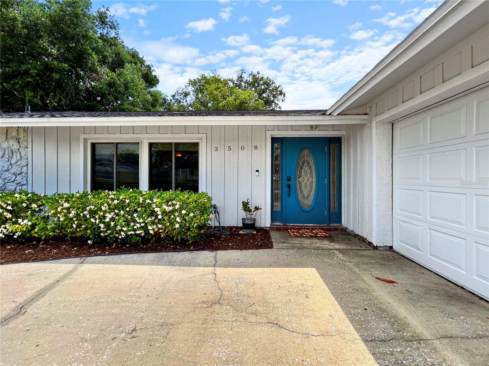 3508 YALE CIR — photo 2