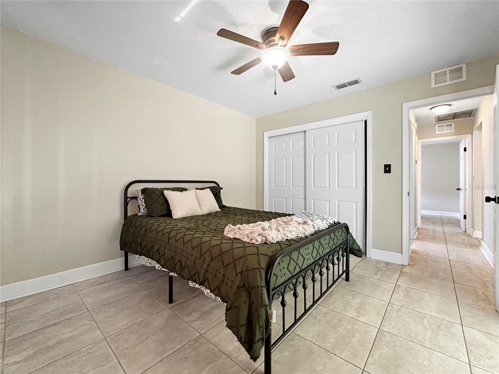 3508 YALE CIR — photo 11