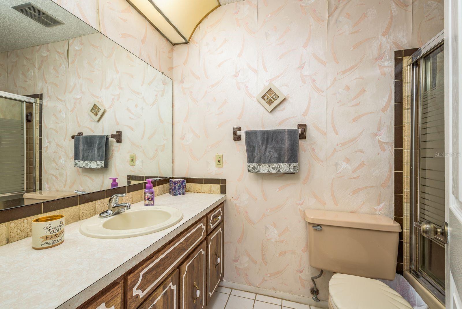 9910 EAGLES POINT CIR #3 — photo 21