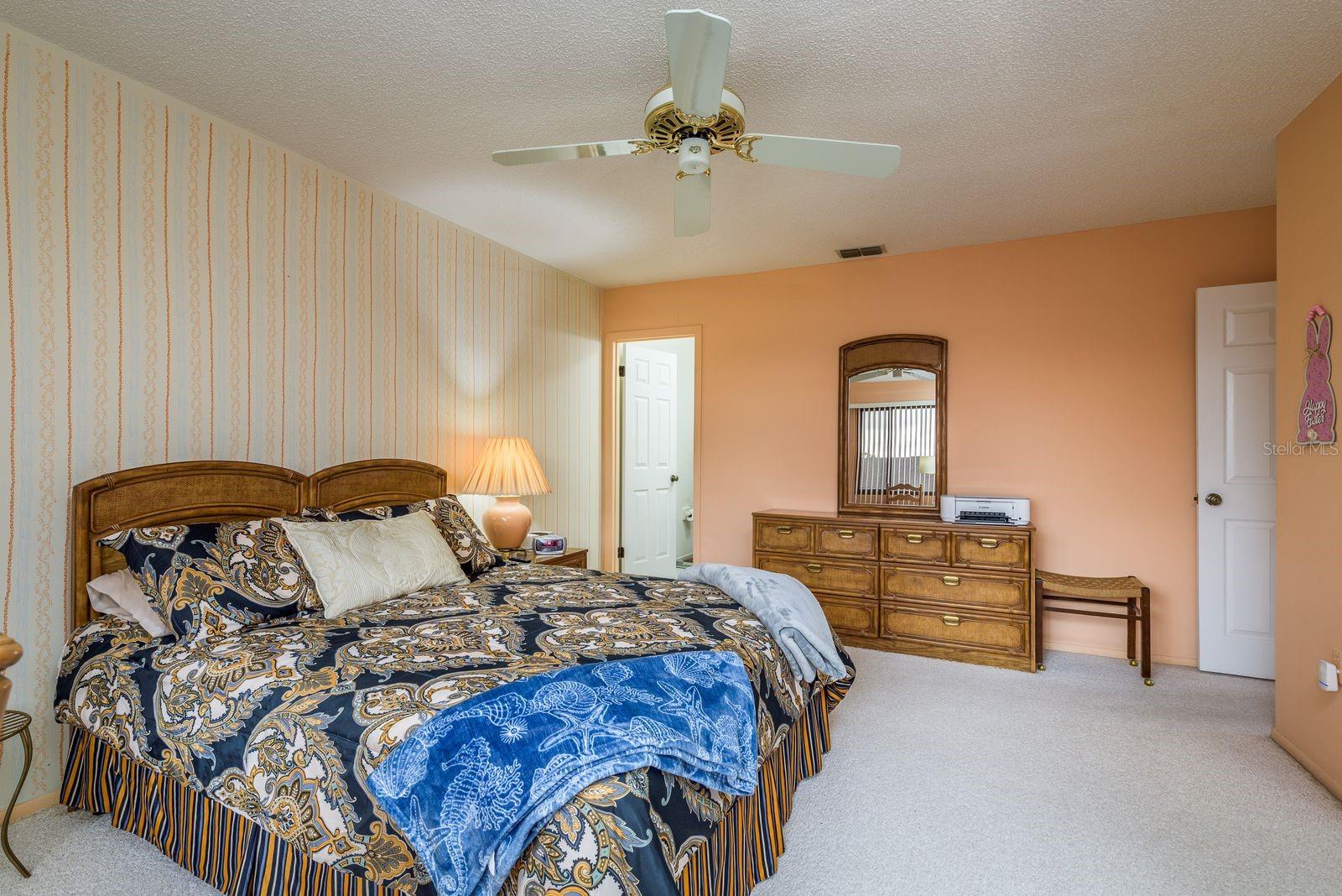 9910 EAGLES POINT CIR #3 — photo 17
