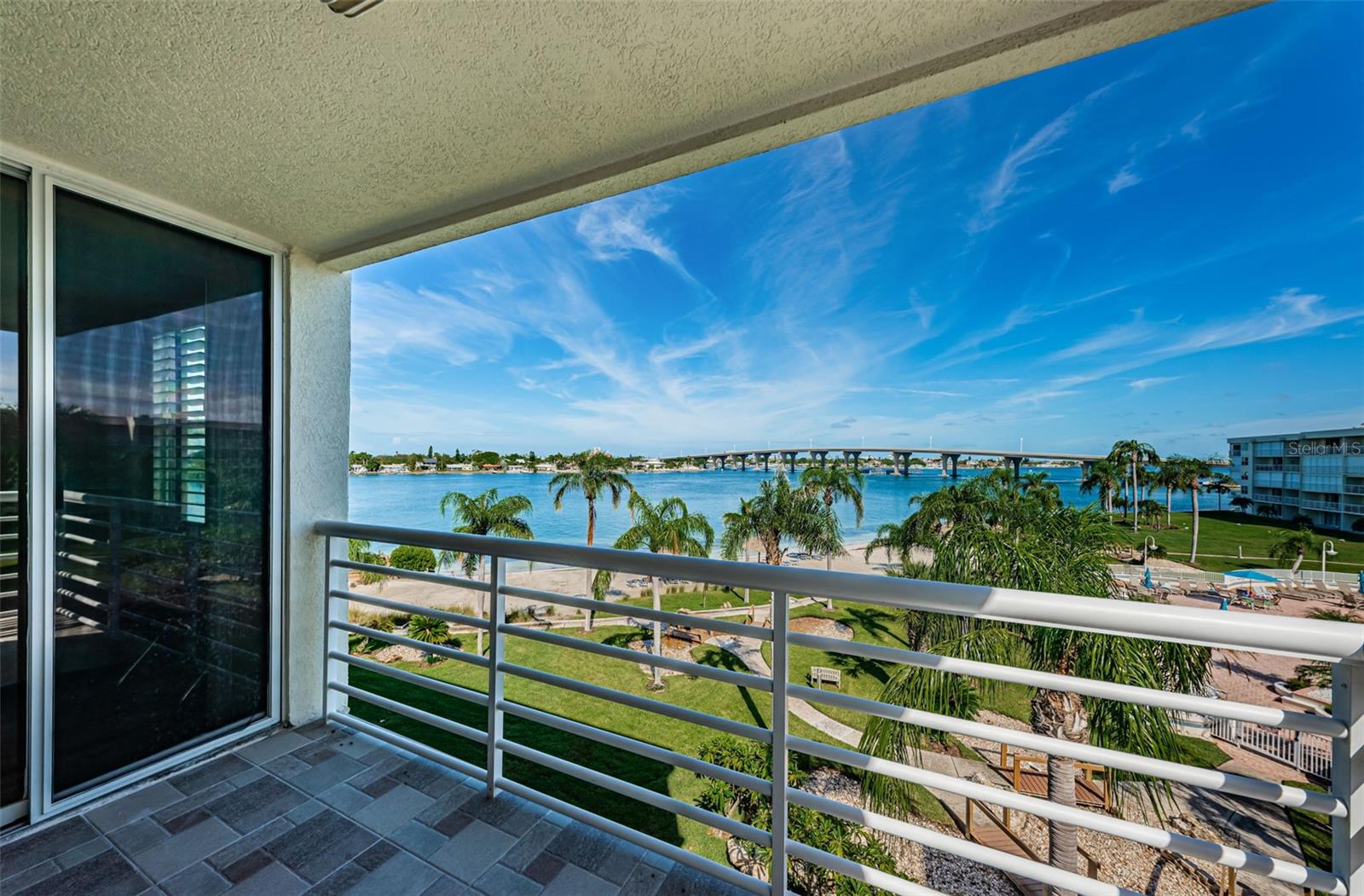 6081 BAHIA DEL MAR CIR #456 — photo 23
