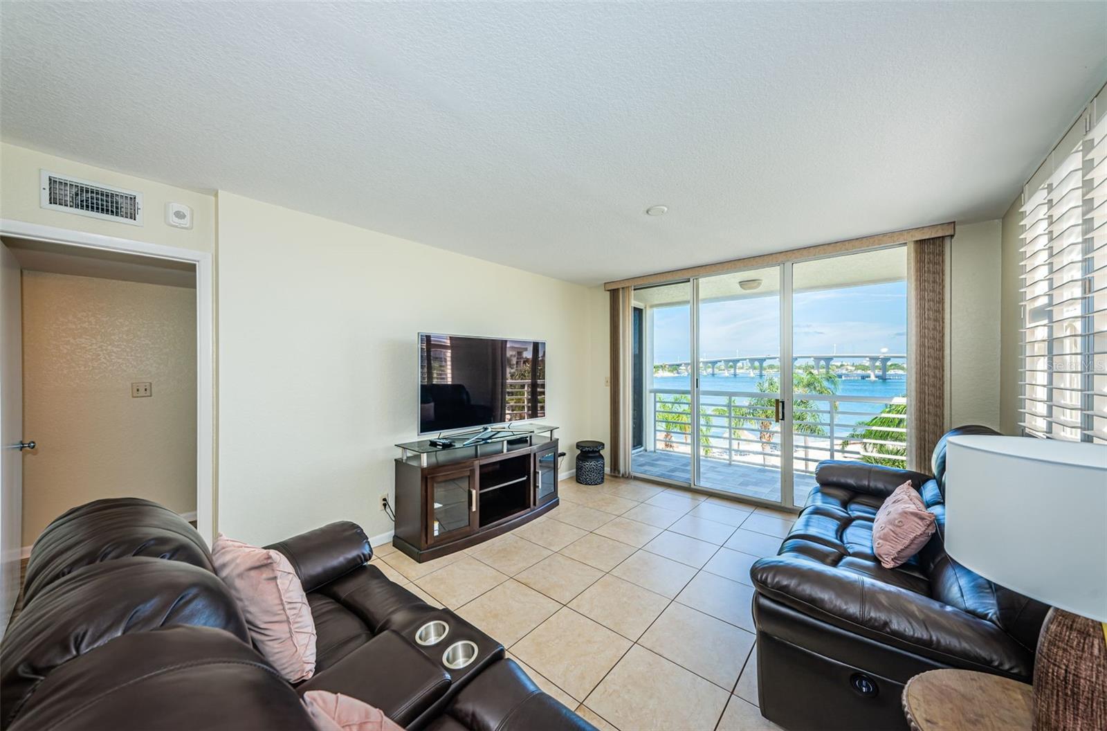 6081 BAHIA DEL MAR CIR #456 — photo 11