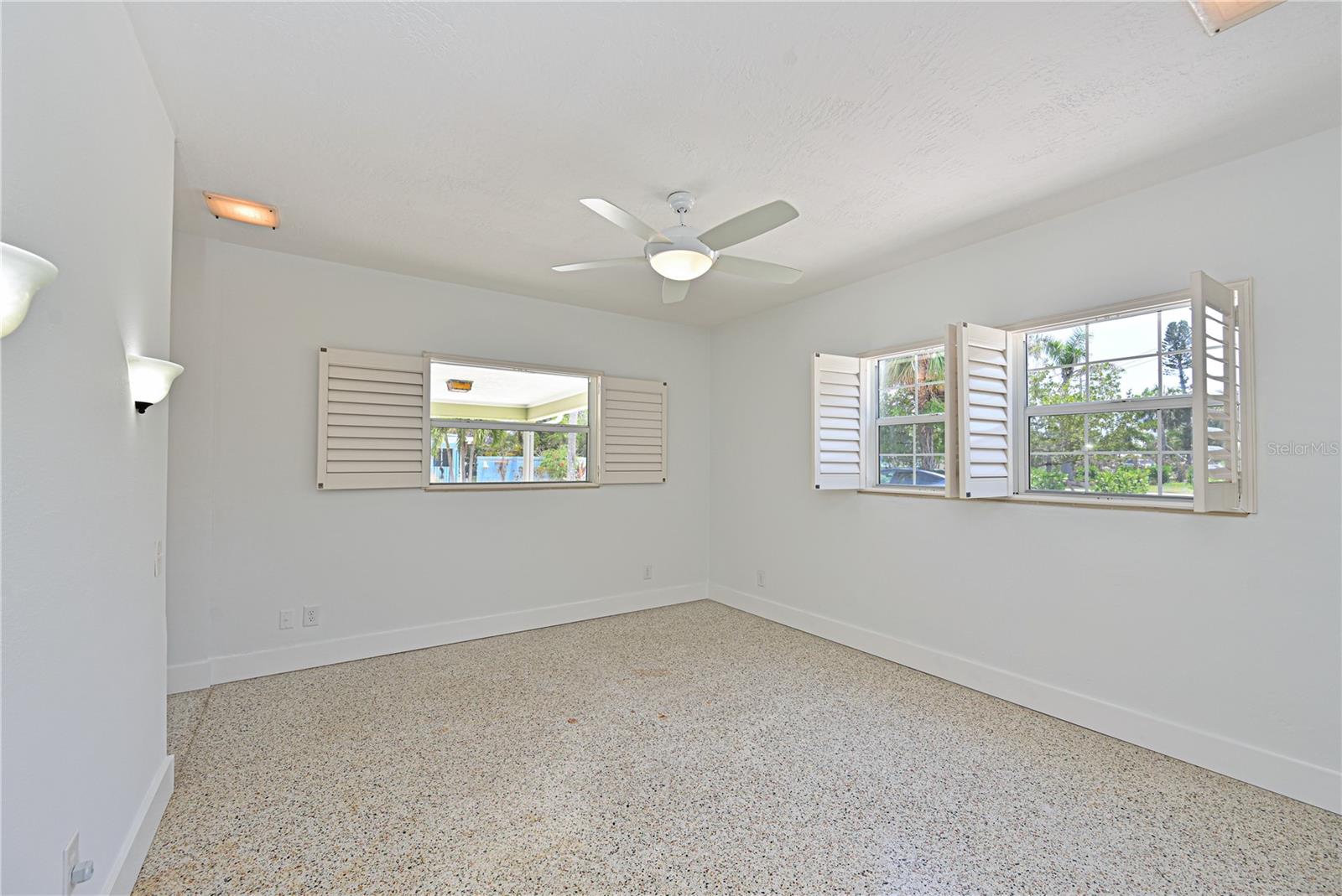 5924 GULF OF MEXICO DR — photo 21