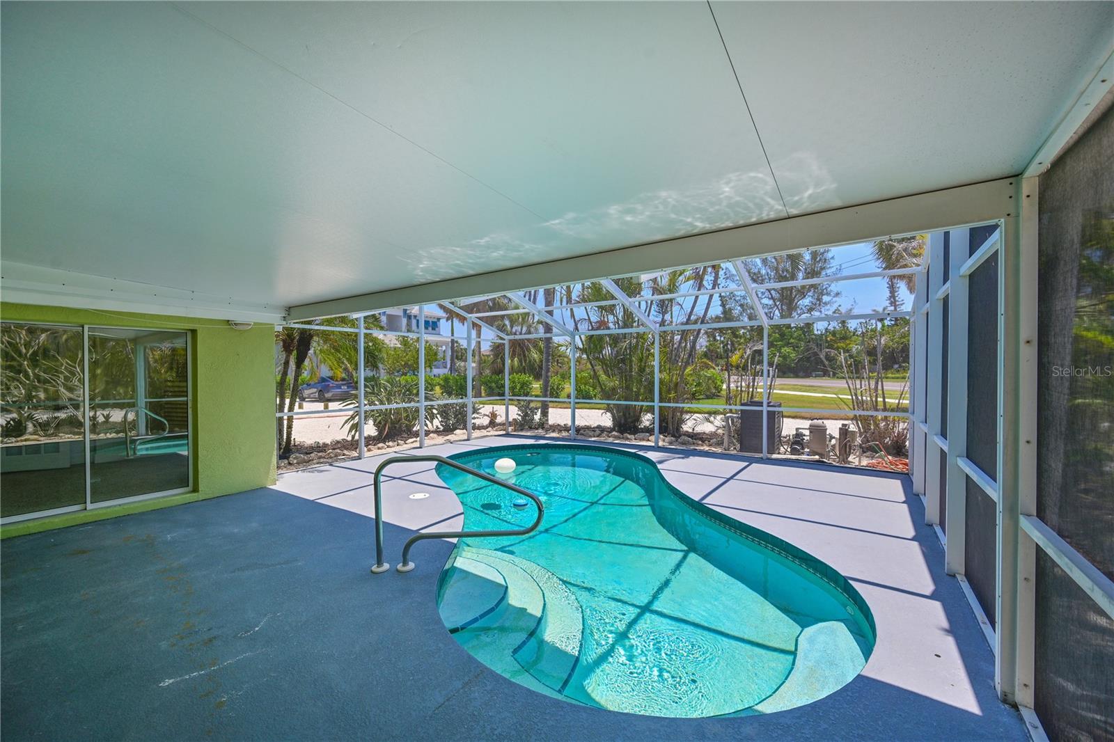 5924 GULF OF MEXICO DR — photo 27