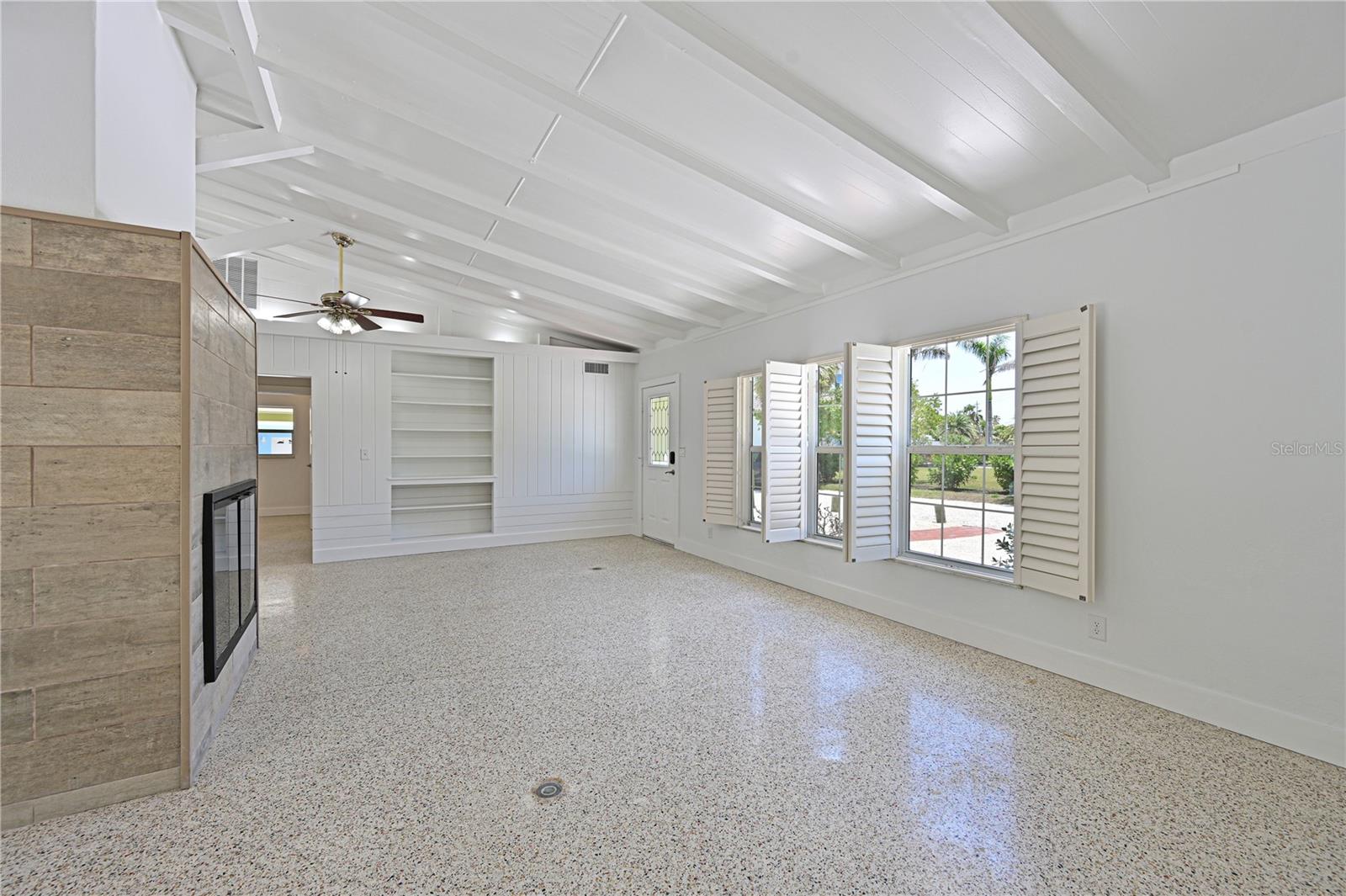 5924 GULF OF MEXICO DR — photo 13
