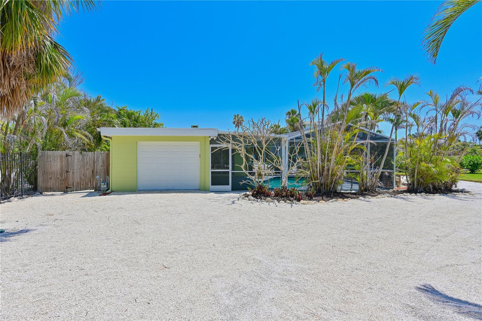 5924 GULF OF MEXICO DR — photo 10