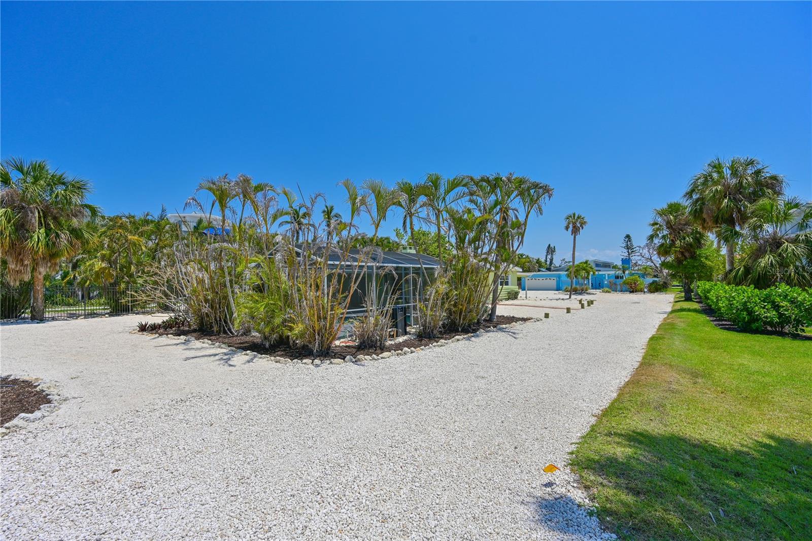 5924 GULF OF MEXICO DR — photo 9