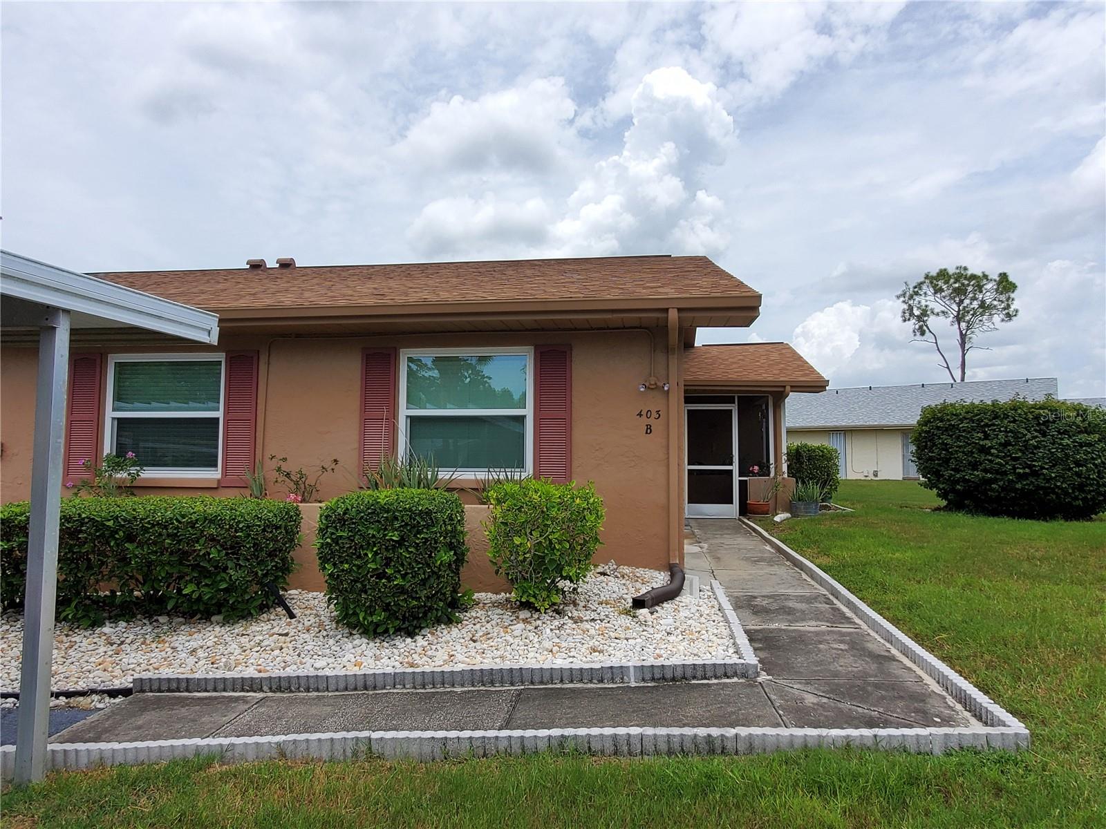 403 FINCHLEY CT #B — photo 2