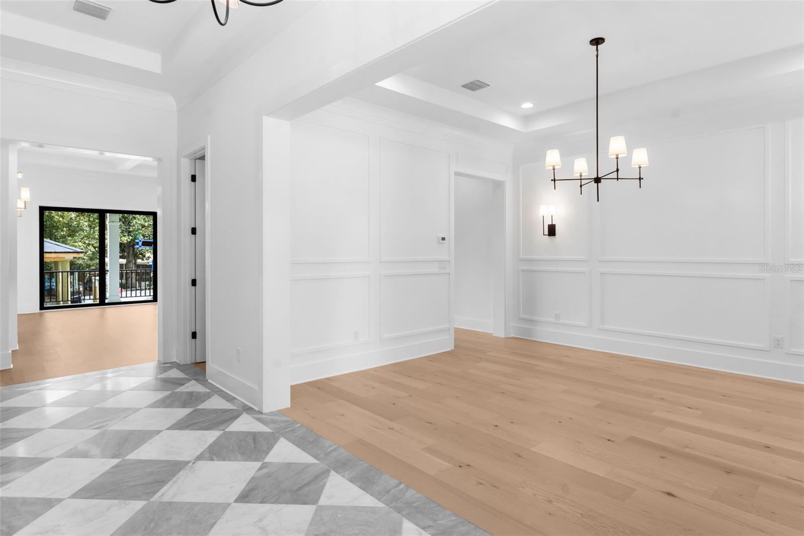 690 GENEVA PL — photo 6