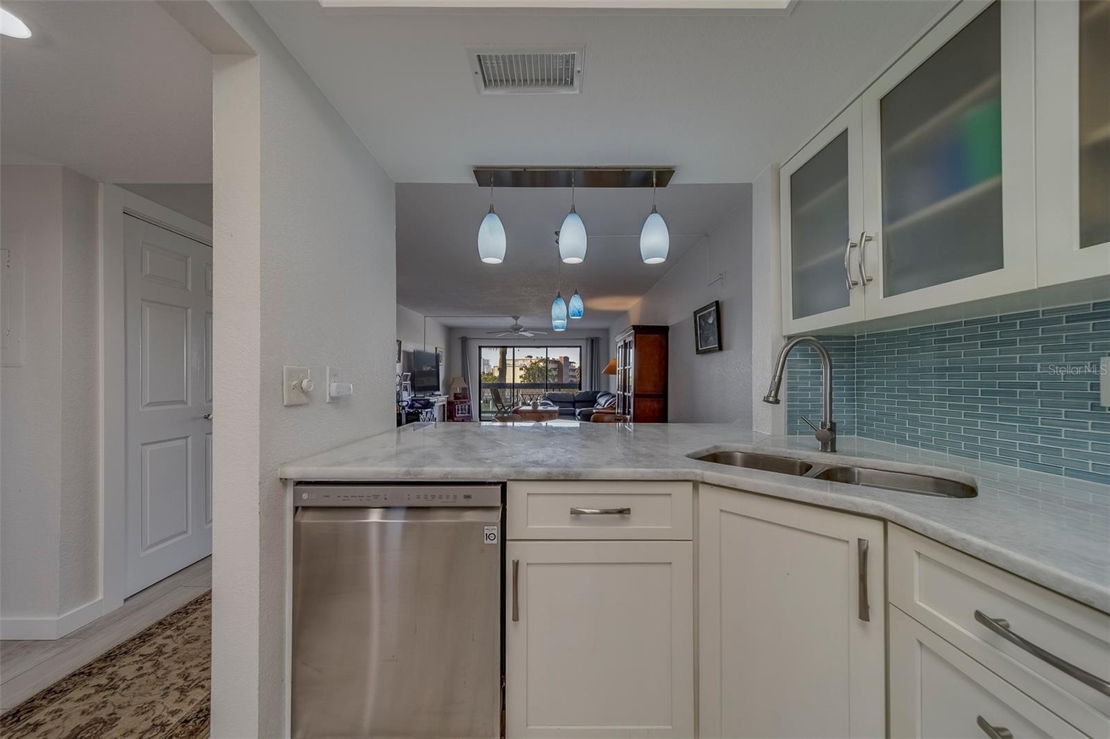 11650 CAPRI CIR S #105 — photo 12