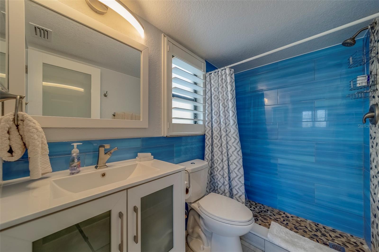 11650 CAPRI CIR S #105 — photo 33