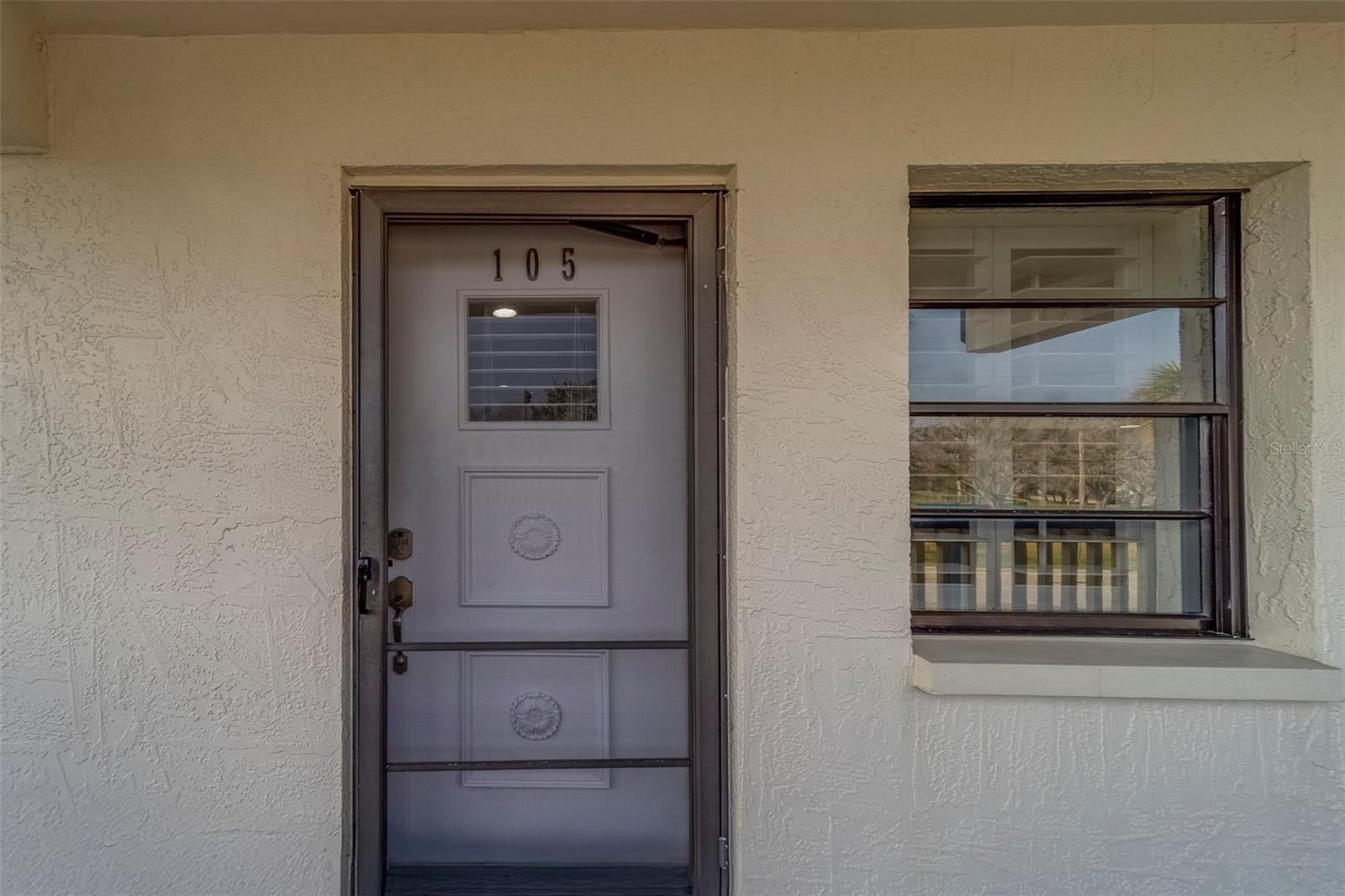 11650 CAPRI CIR S #105 — photo 5