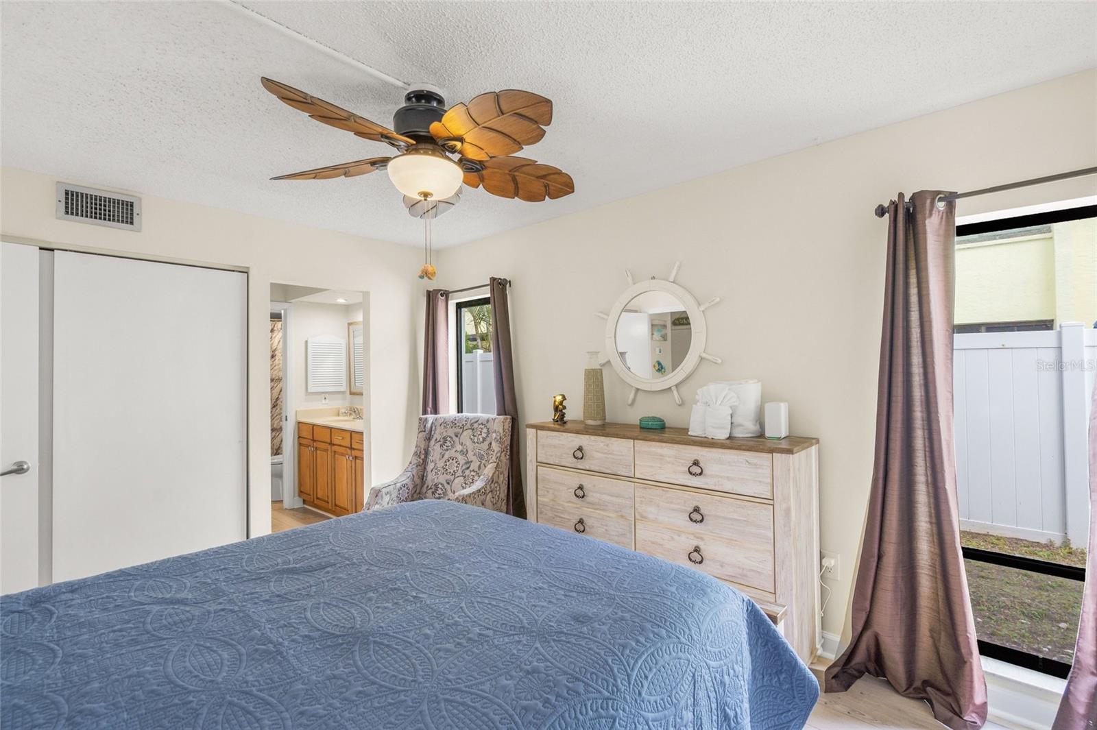 6713 MIDNIGHT PASS RD #4 — photo 19