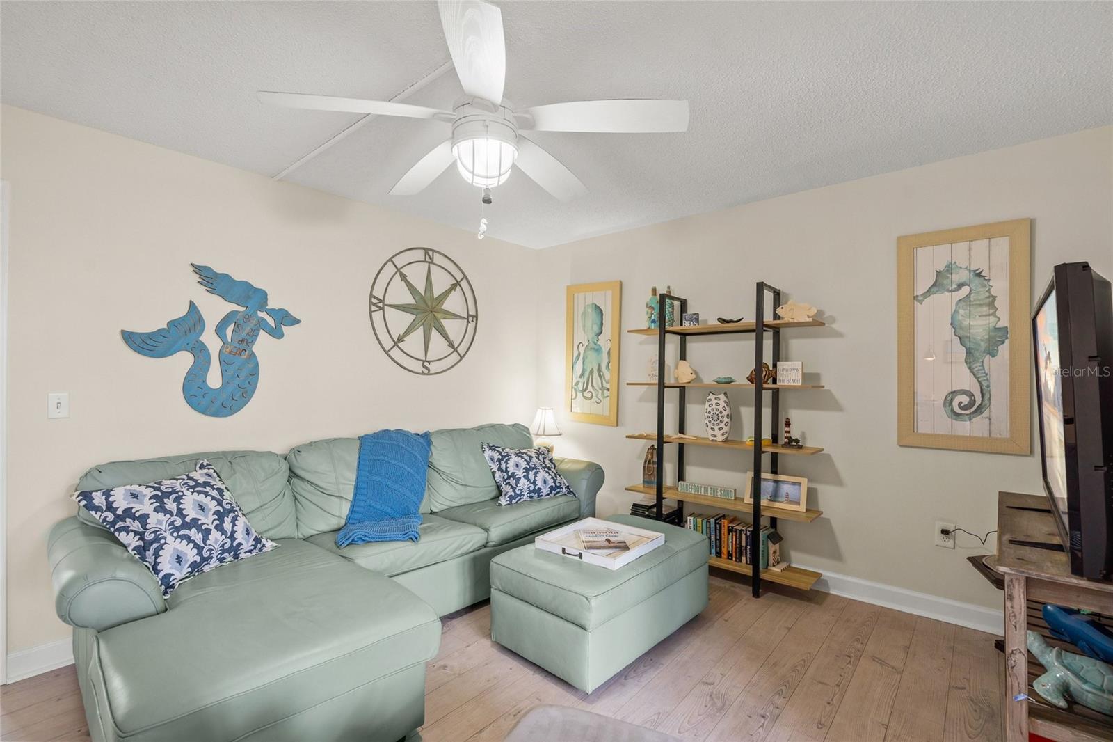 6713 MIDNIGHT PASS RD #4 — photo 12