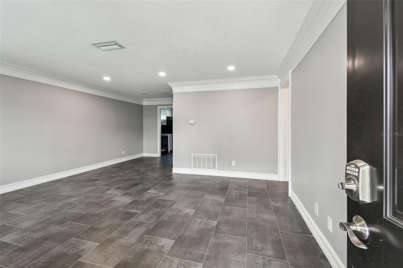 2942 W BAY DR #36 — photo 6