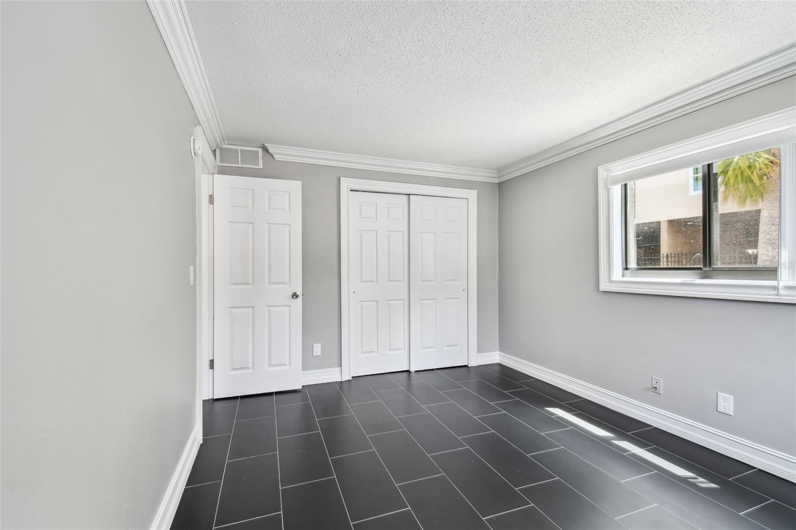 2942 W BAY DR #8 — photo 32