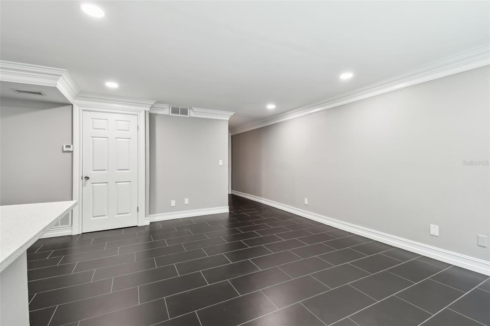 2942 W BAY DR #8 — photo 11
