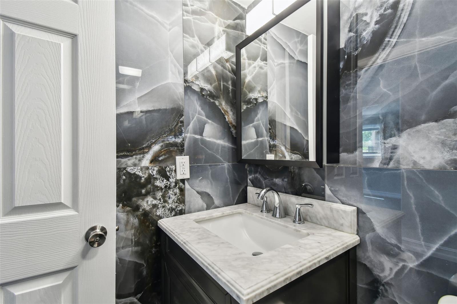 2942 W BAY DR #8 — photo 23