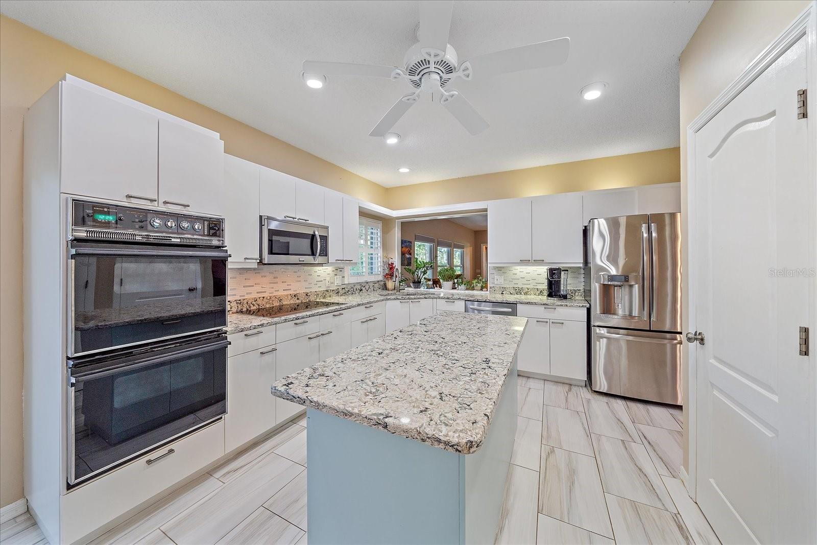 1432 COLONY PL — photo 8