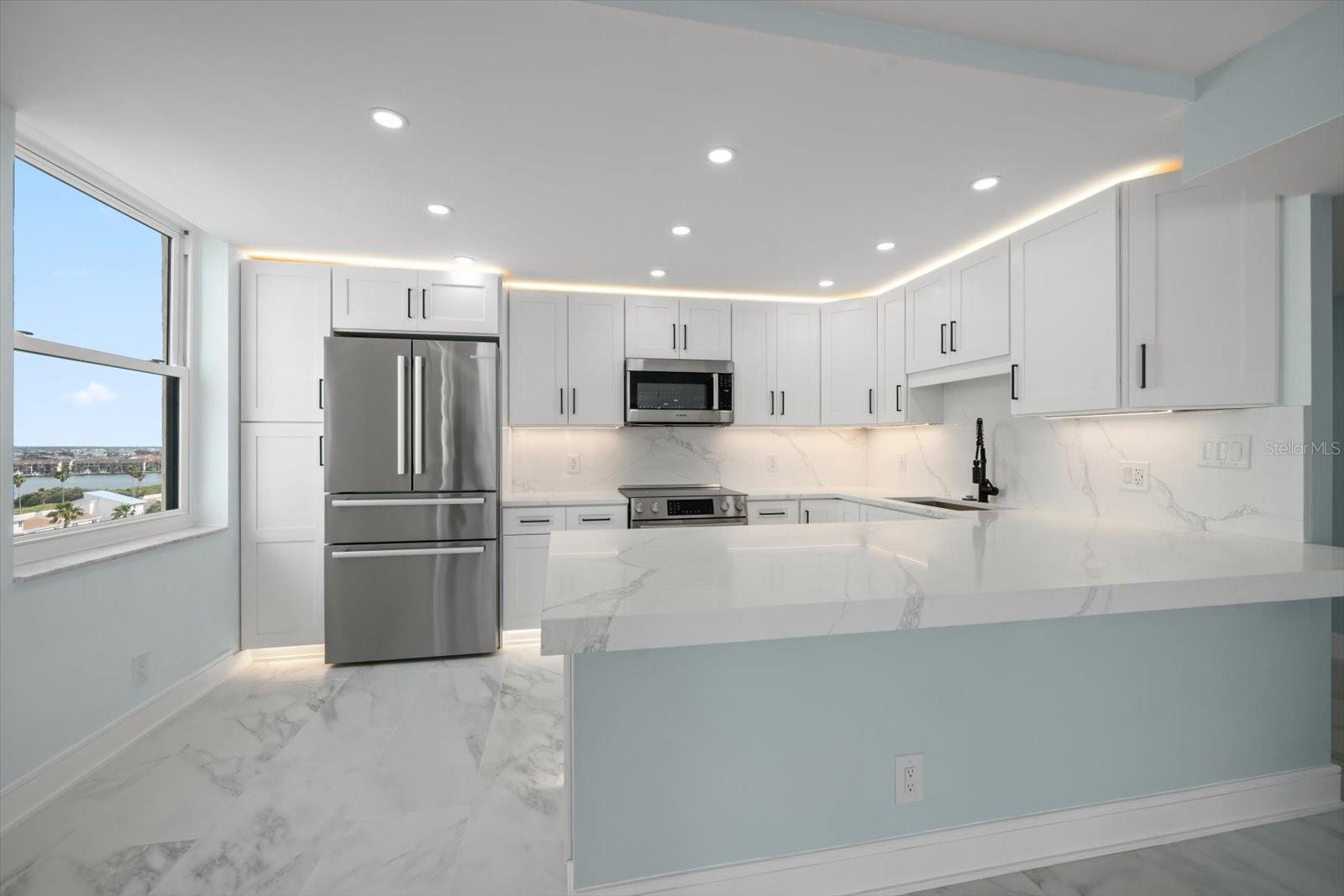 1400 GULF BLVD #804 — photo 8