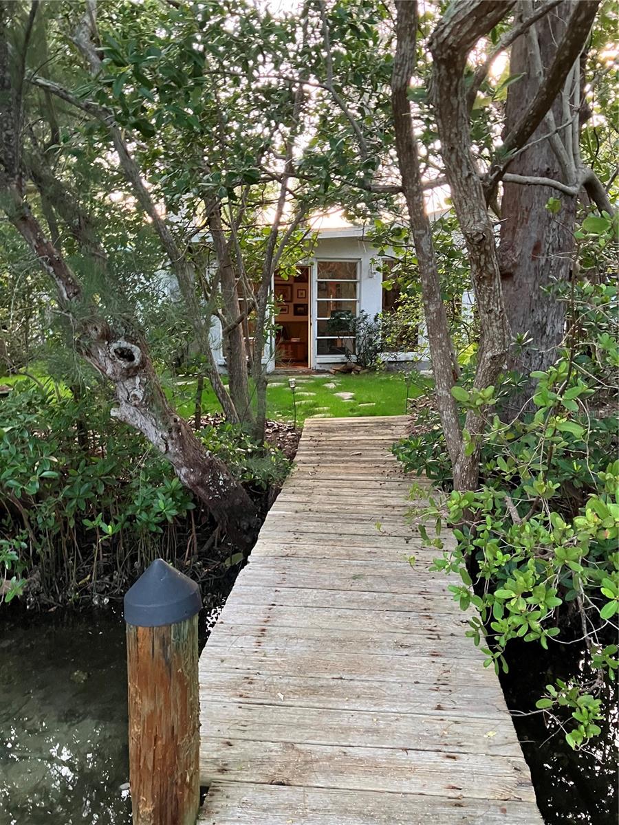 120 HAMMOCK RD — photo 17