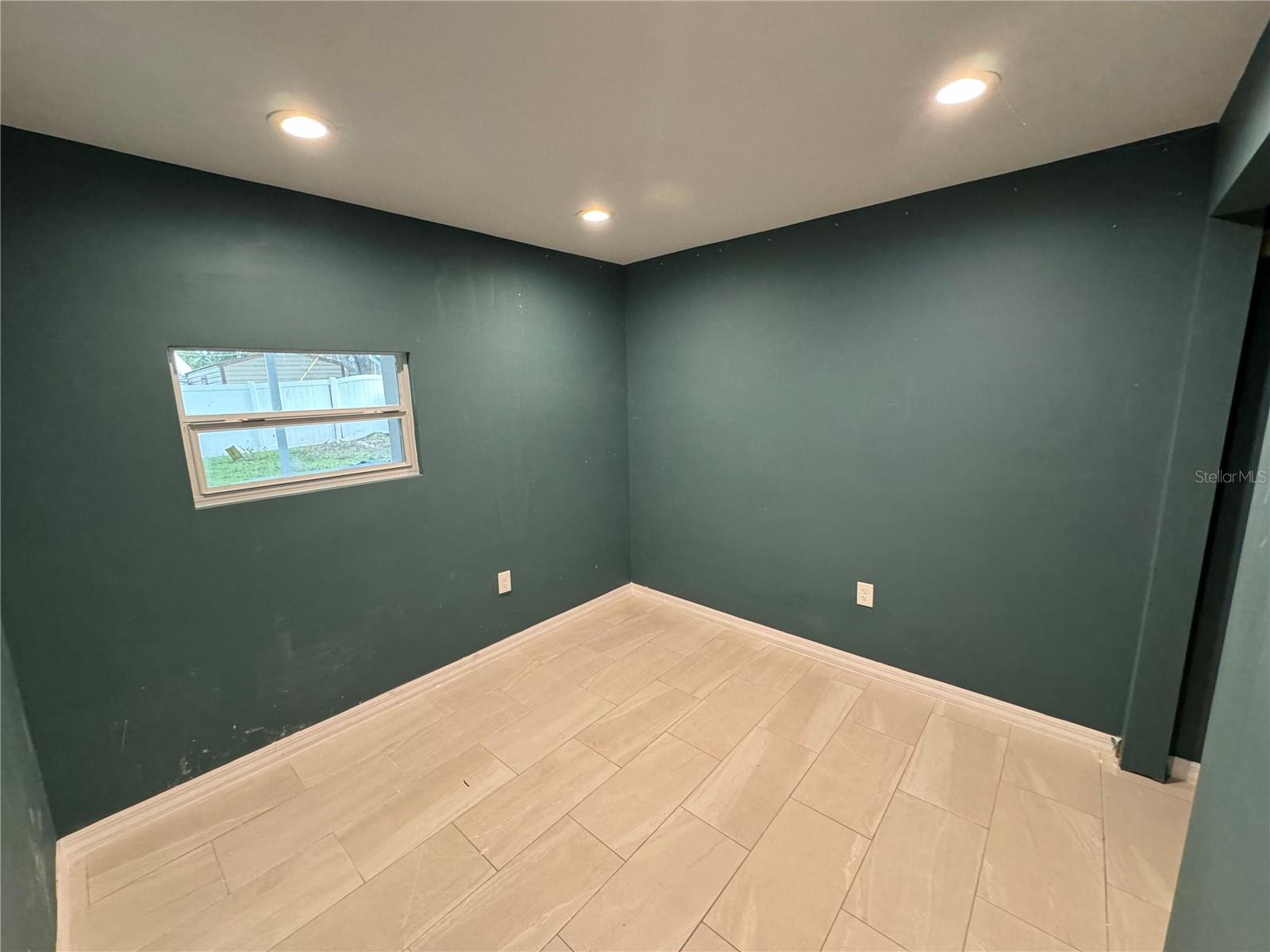 7102 REINDEER RD — photo 11
