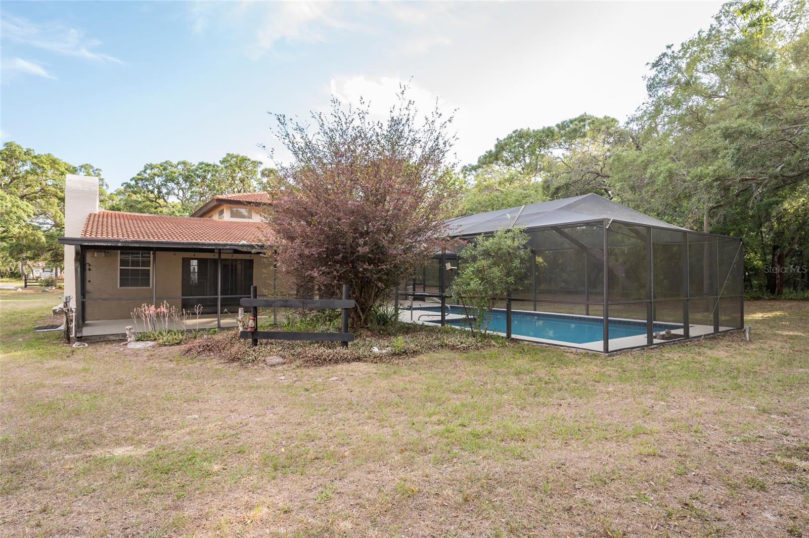 12311 OAKWOOD DR — photo 44