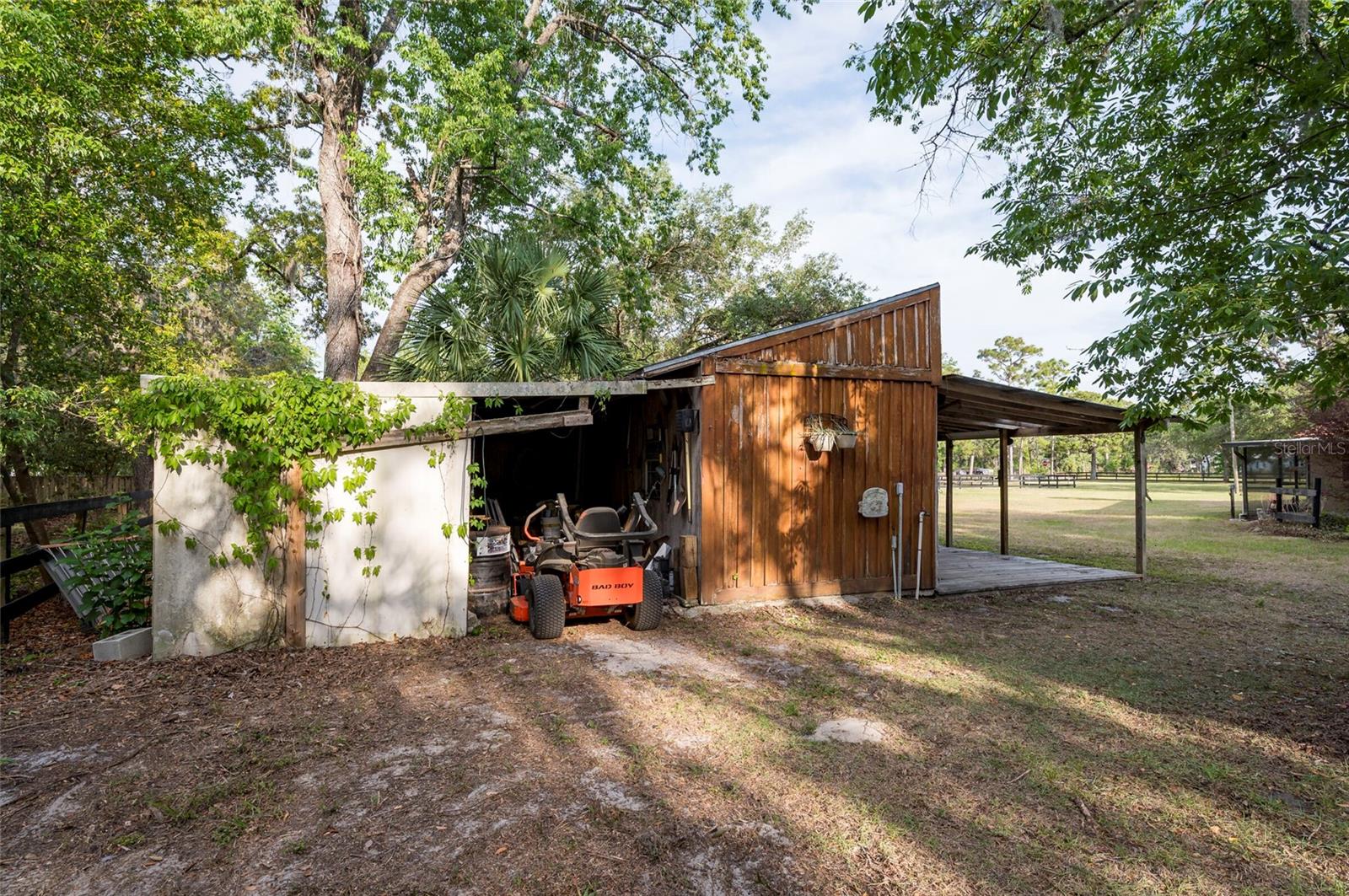 12311 OAKWOOD DR — photo 41