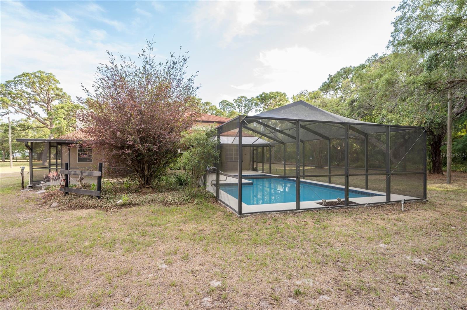 12311 OAKWOOD DR — photo 45