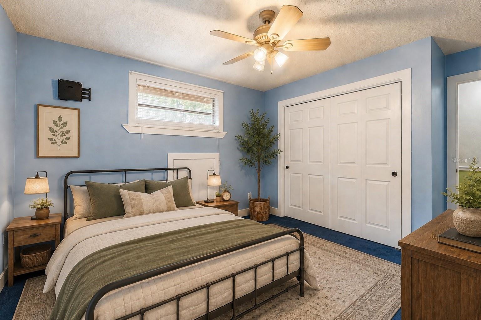 12311 OAKWOOD DR — photo 12