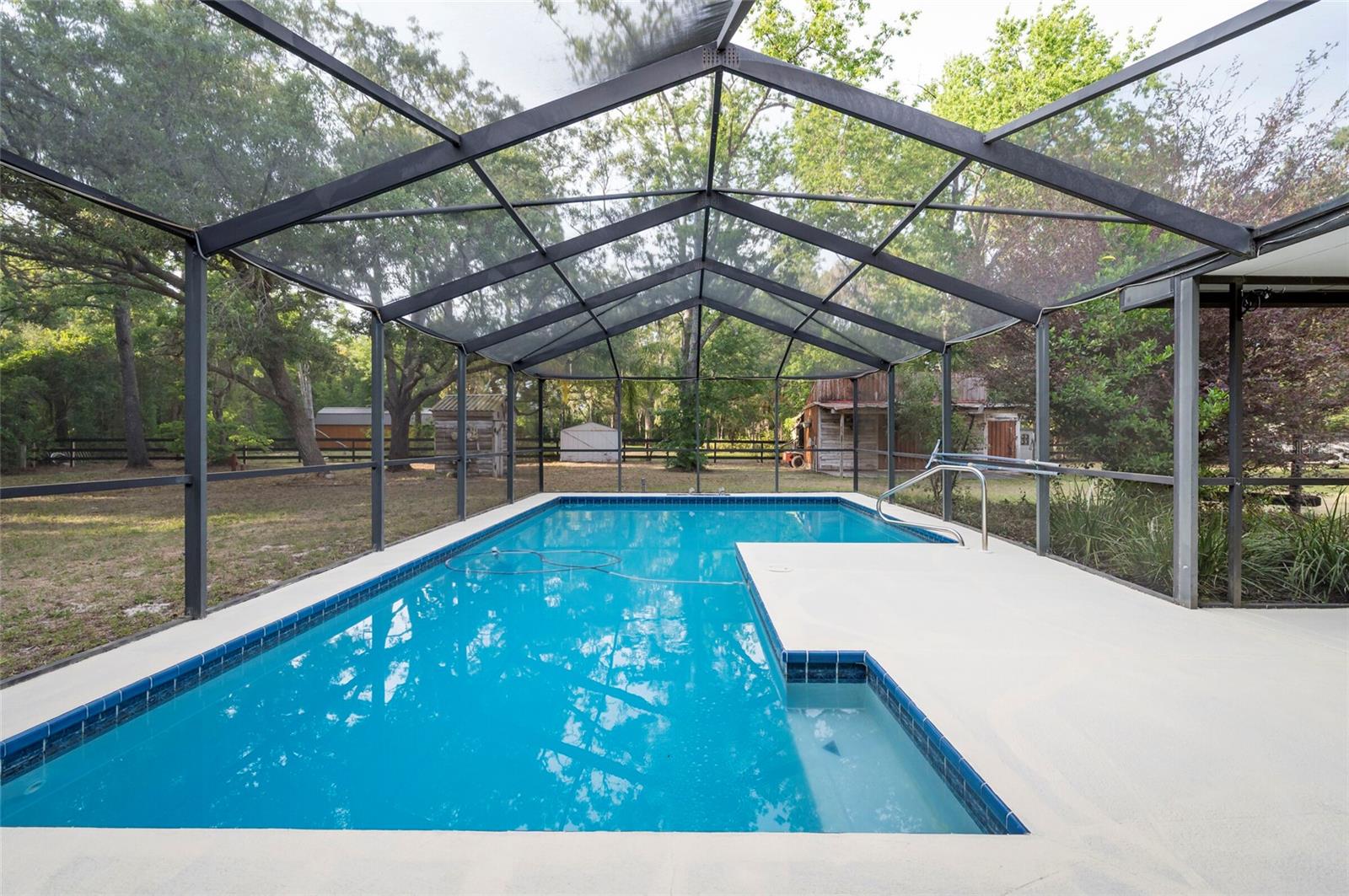 12311 OAKWOOD DR — photo 23