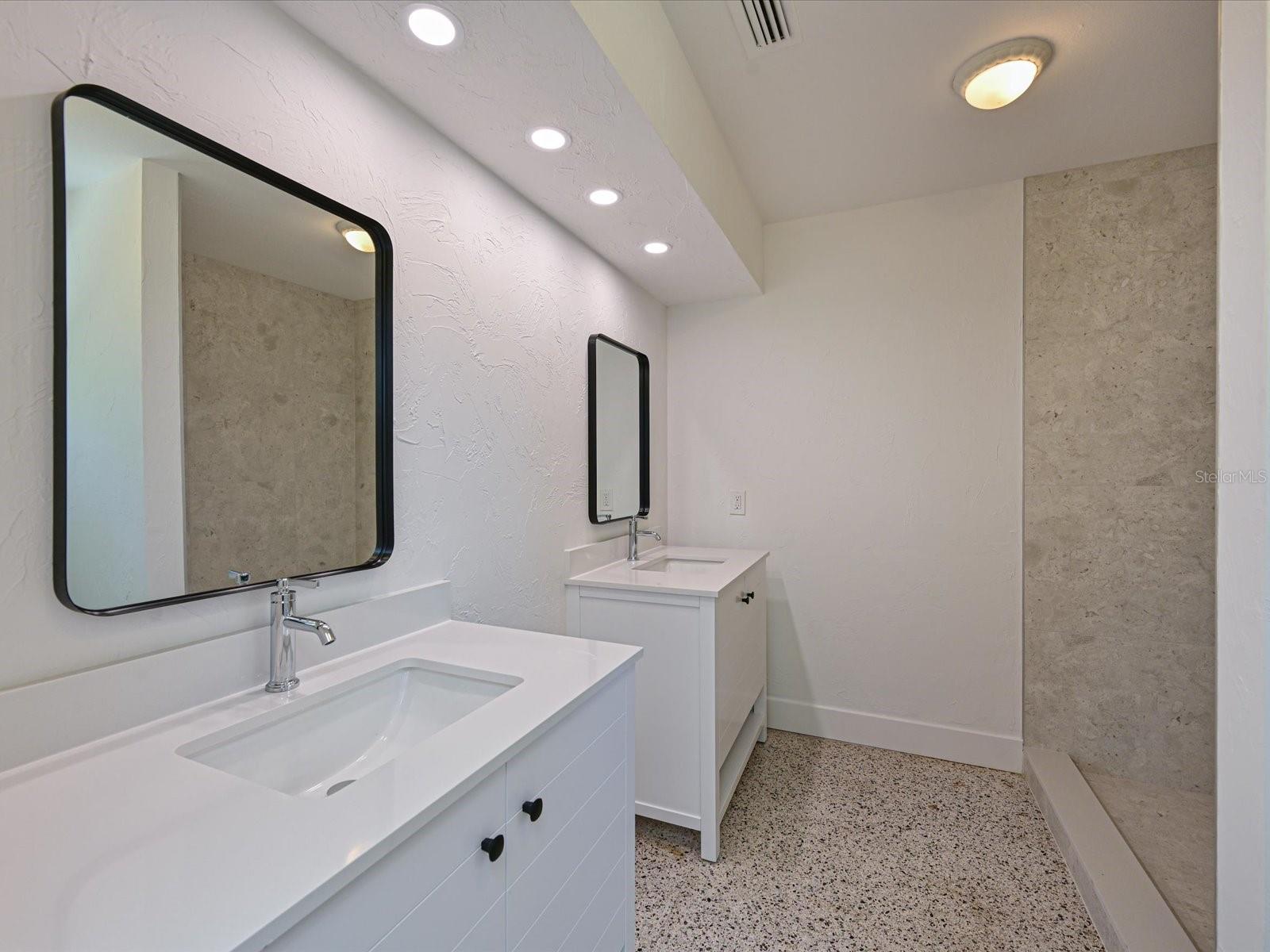 5920 GULF OF MEXICO DR — photo 23
