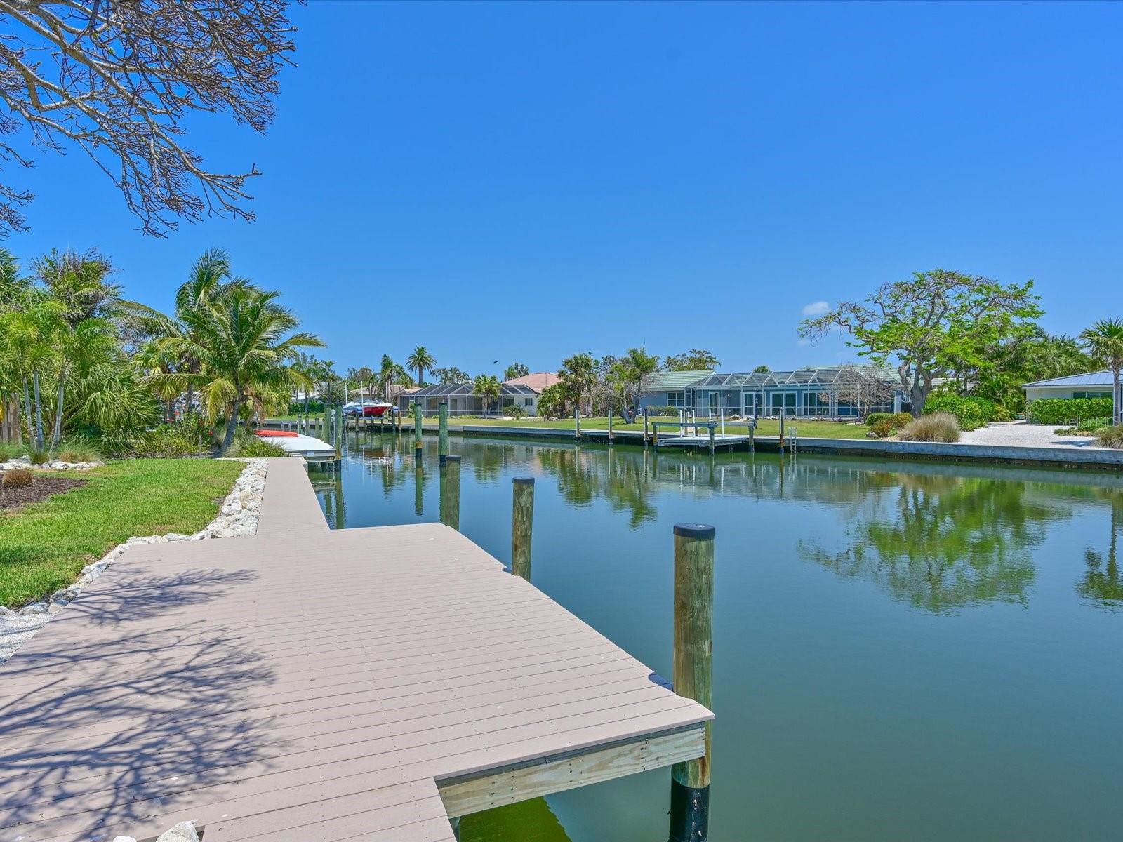 5920 GULF OF MEXICO DR — photo 36