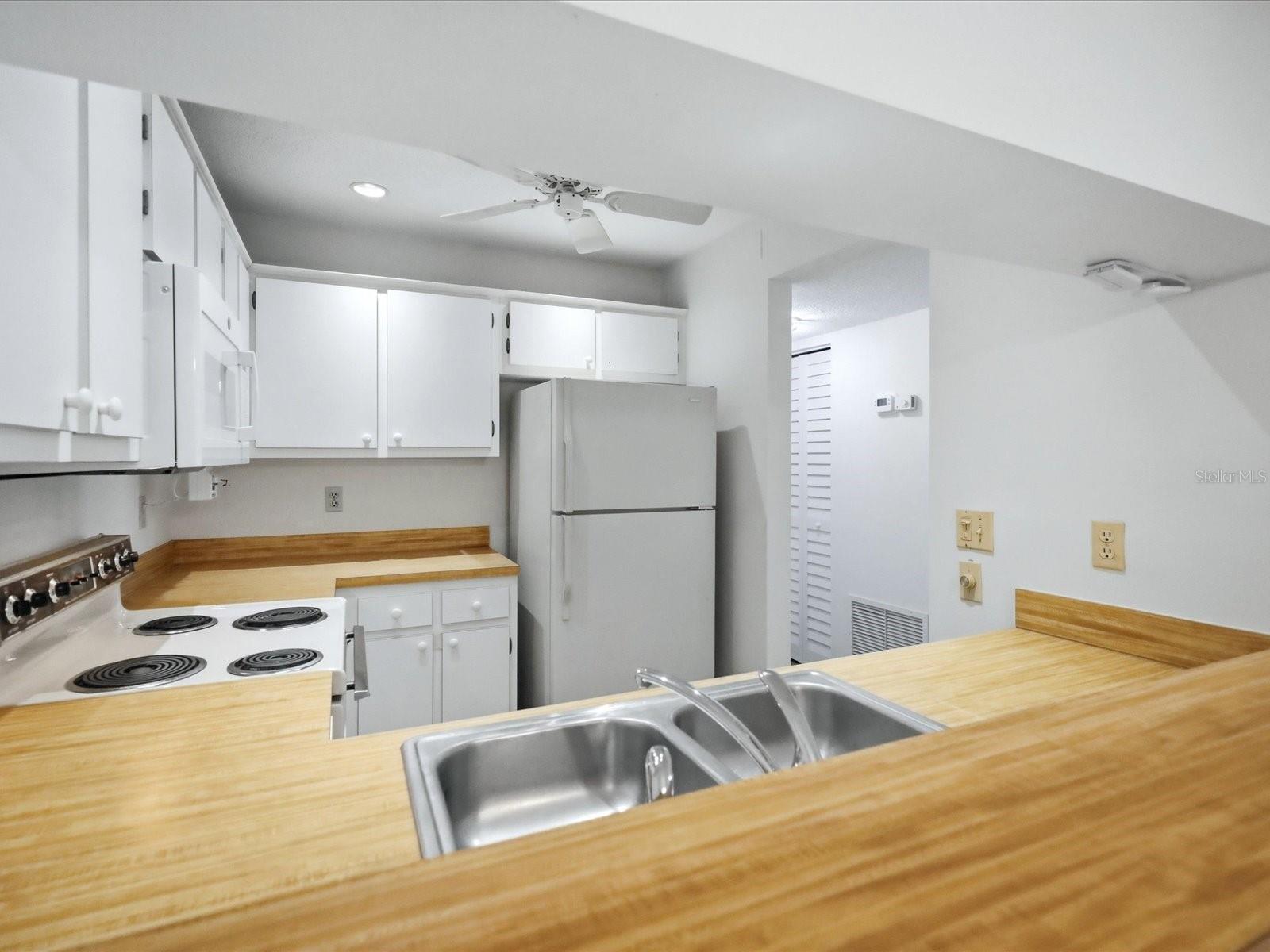 3269 BENEVA RD #203 — photo 15
