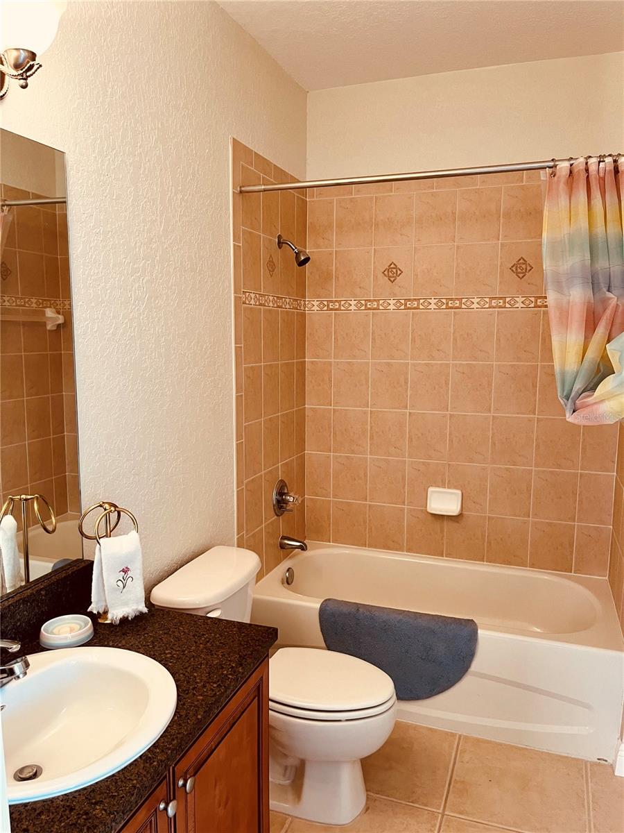 184 BANYAN BAY DR — photo 37