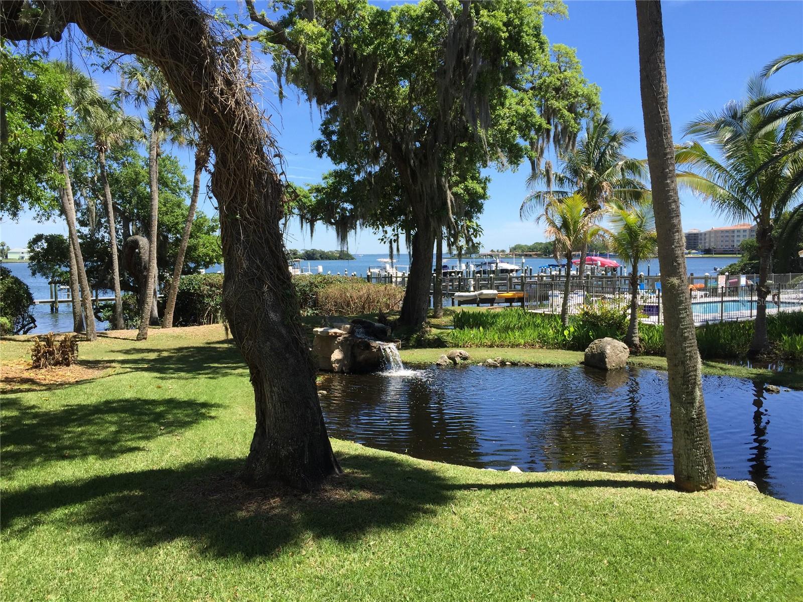 184 BANYAN BAY DR — photo 40