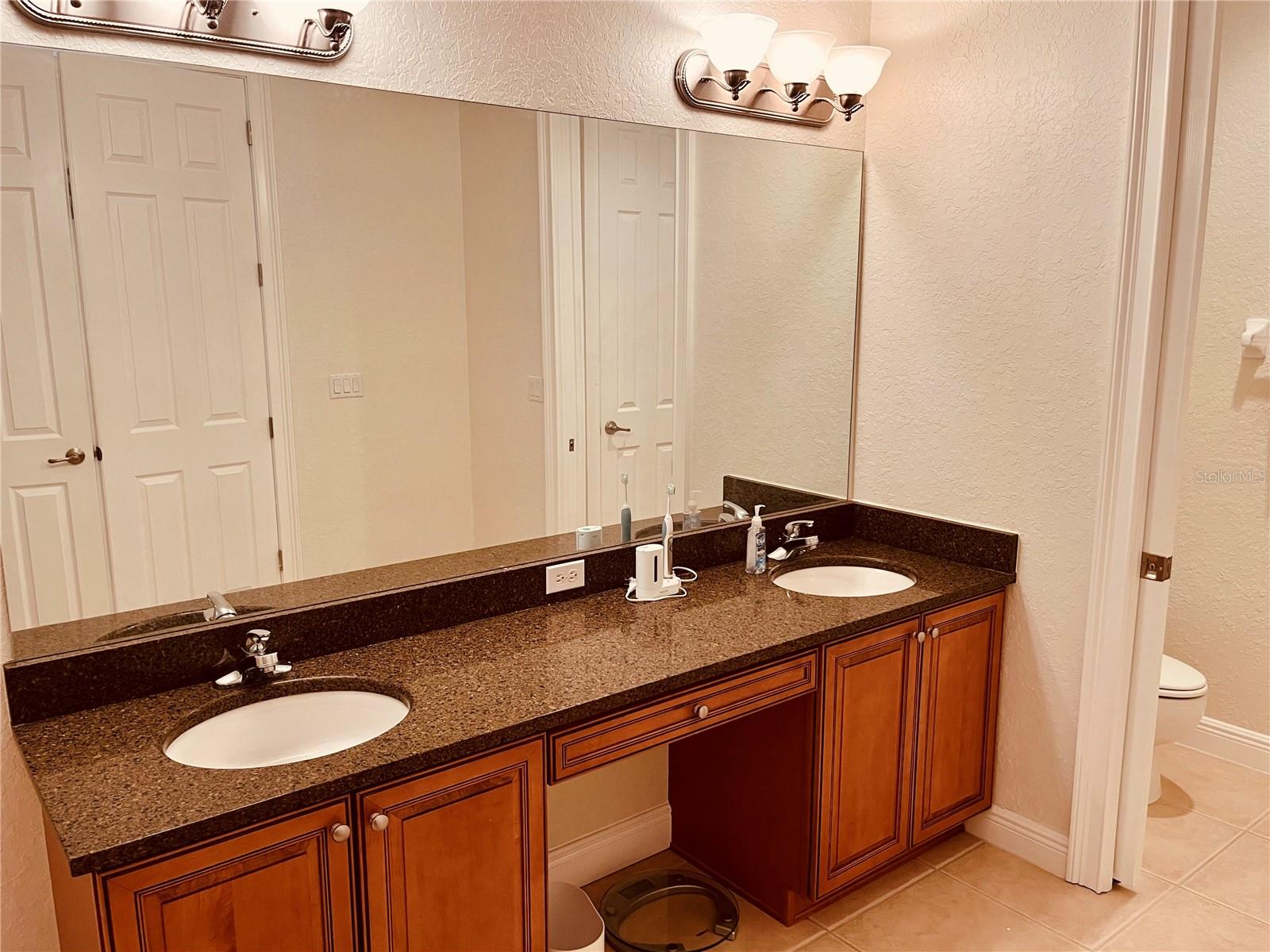 184 BANYAN BAY DR — photo 29