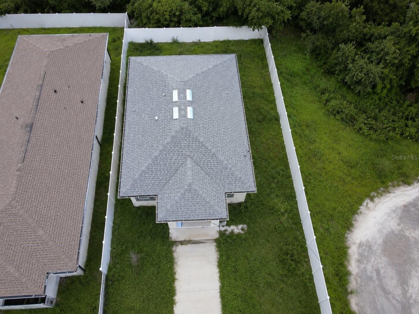3704 SMITH TREE ST — photo 18