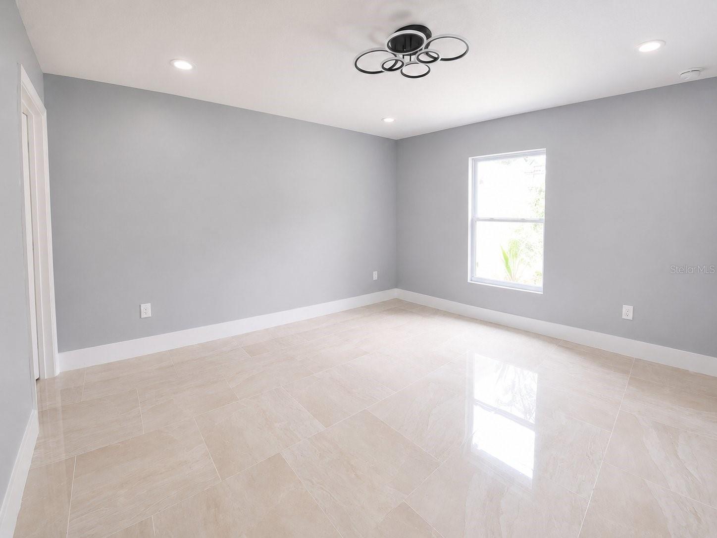 3704 SMITH TREE ST — photo 15