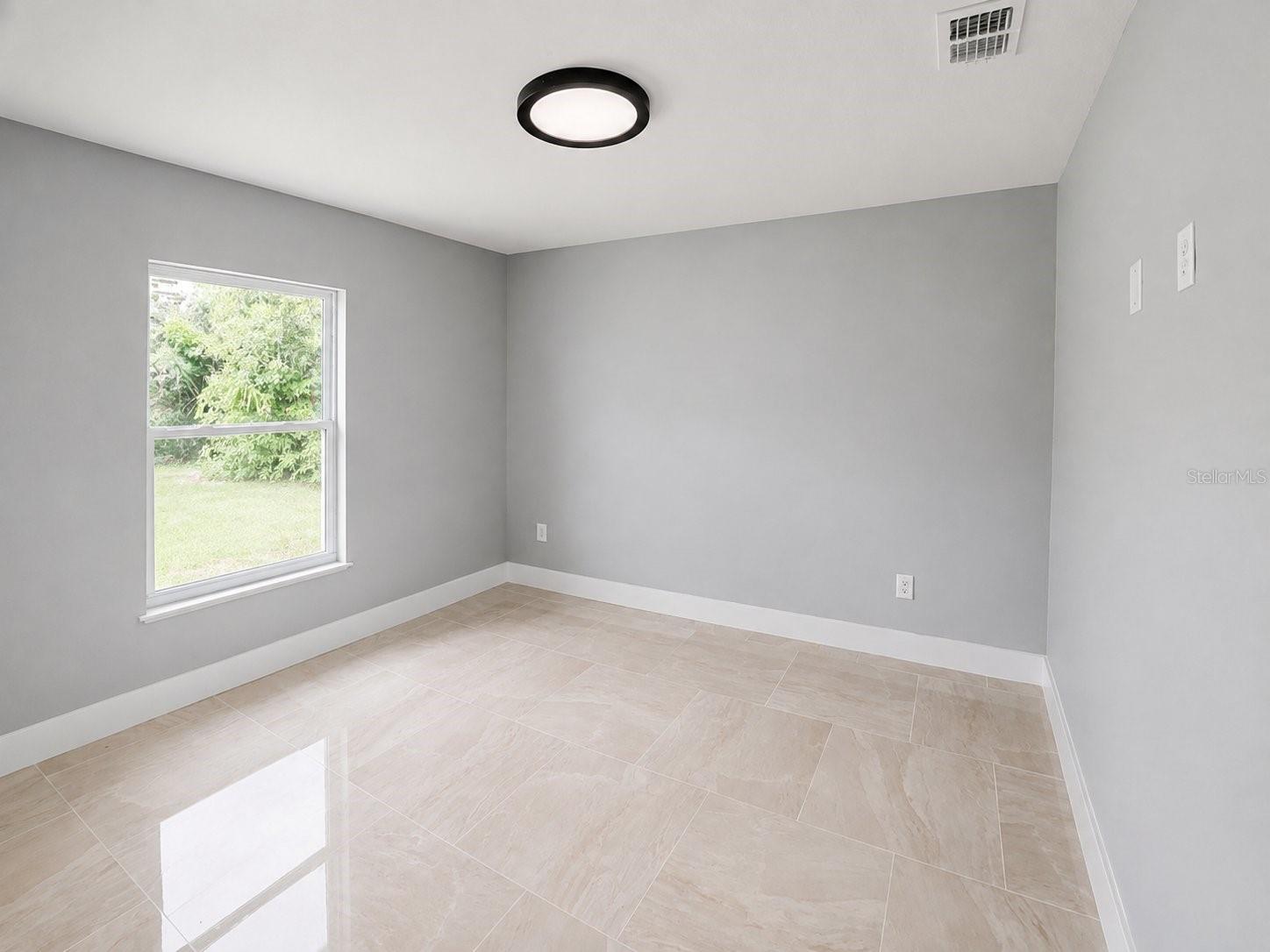 3704 SMITH TREE ST — photo 10