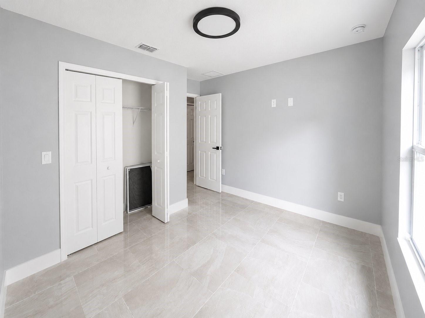 3704 SMITH TREE ST — photo 13