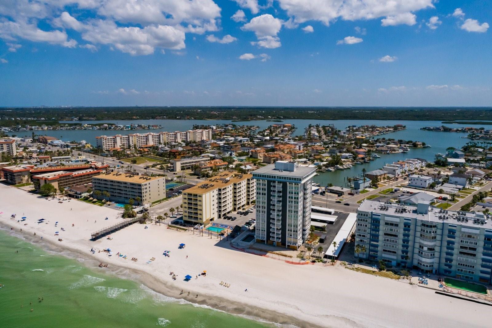 17408 GULF BLVD #203 — photo 46