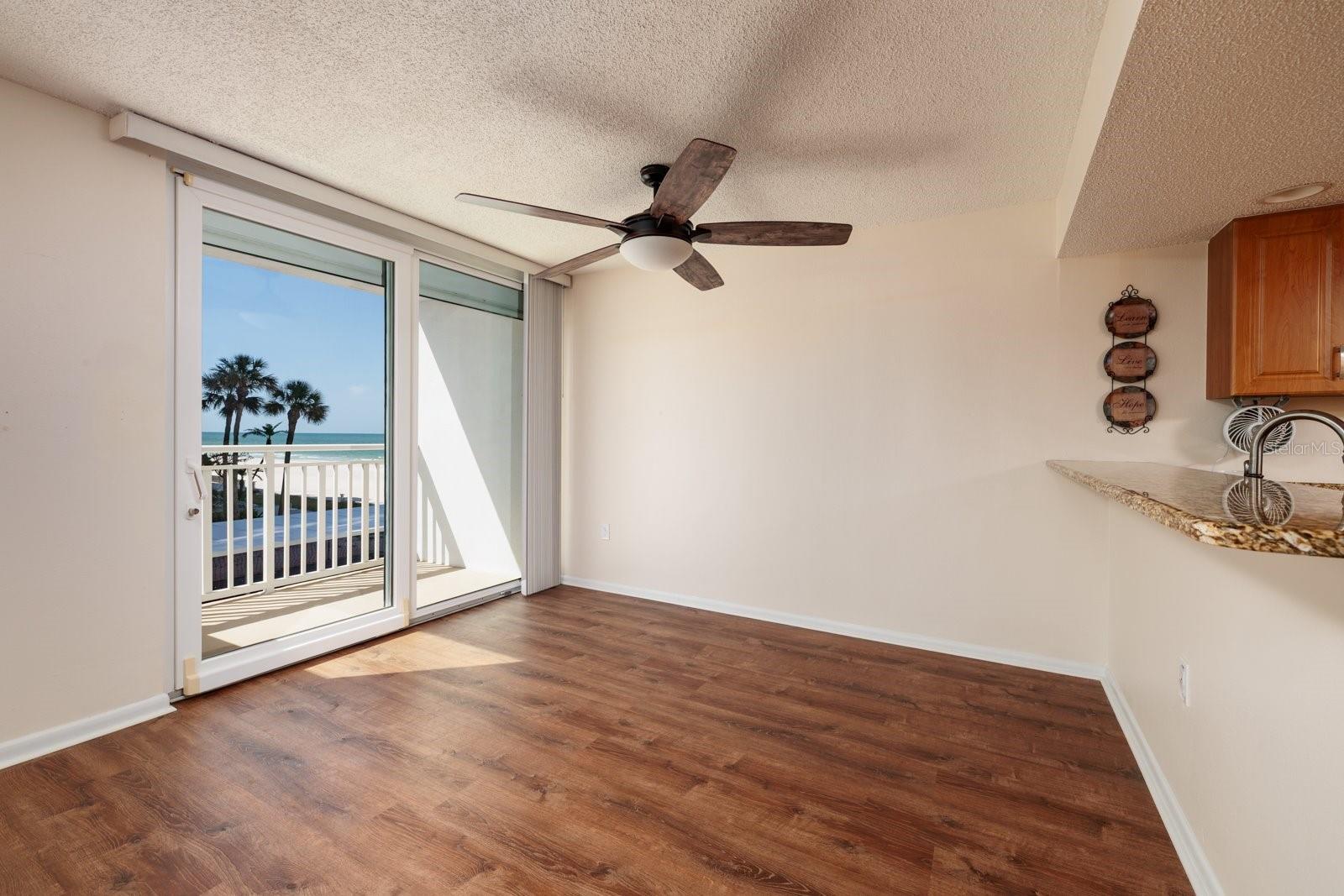 17408 GULF BLVD #203 — photo 11