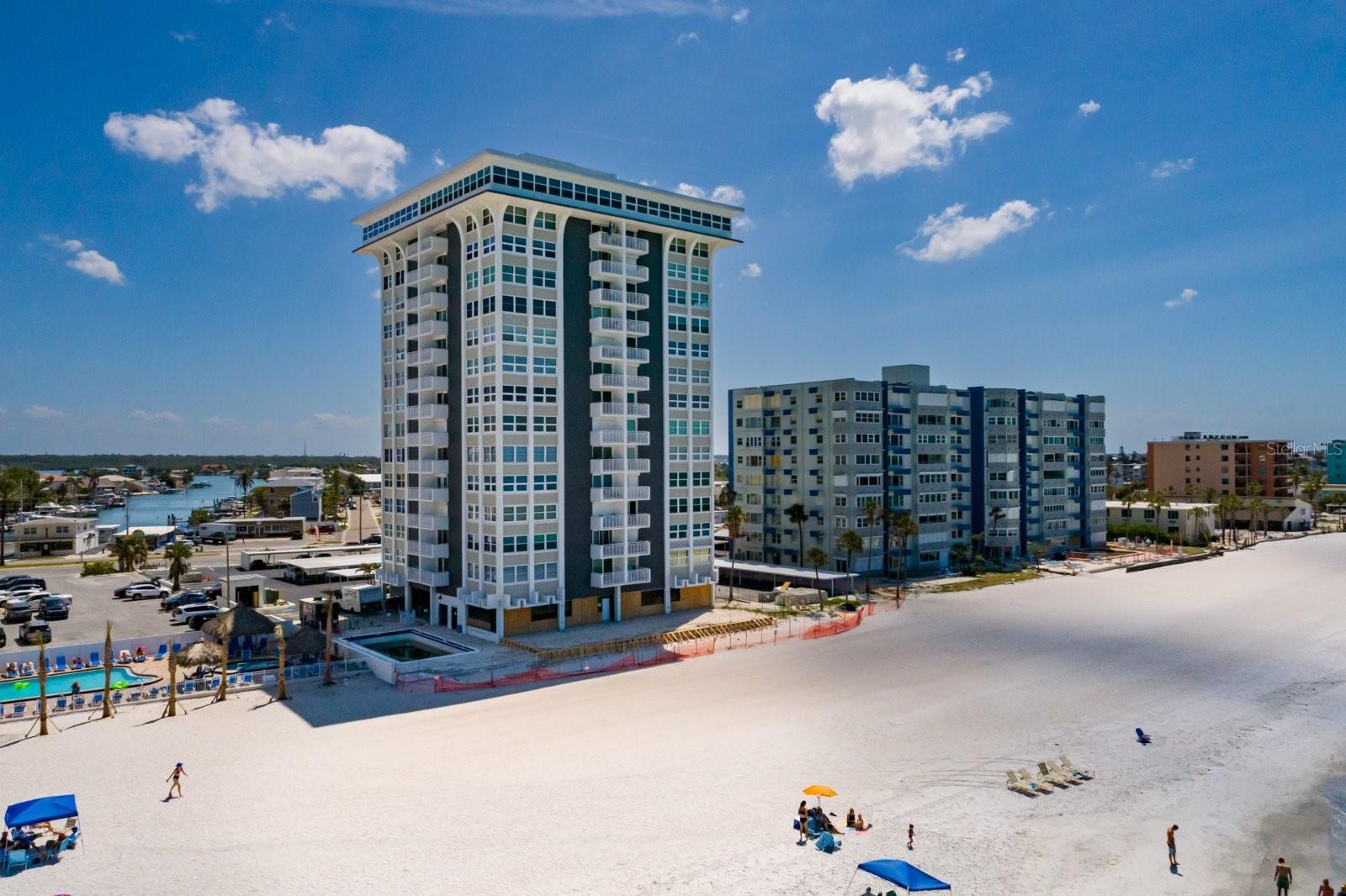 17408 GULF BLVD #203 — photo 37