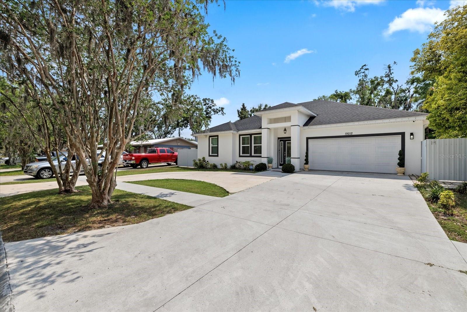 19212 SUNLAKE BLVD — photo 2