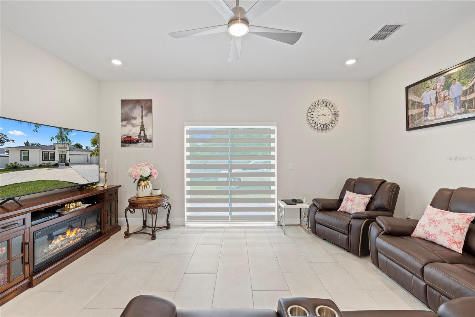 19212 SUNLAKE BLVD — photo 12