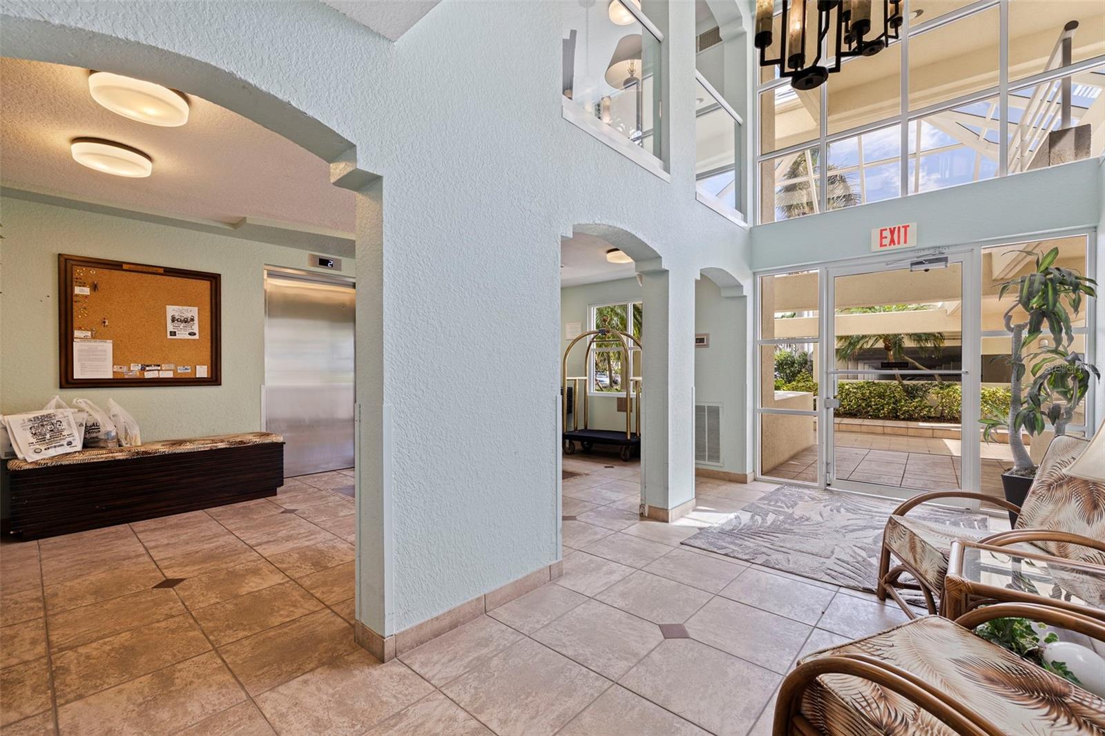 6105 BAHIA DEL MAR CIR #683 — photo 30