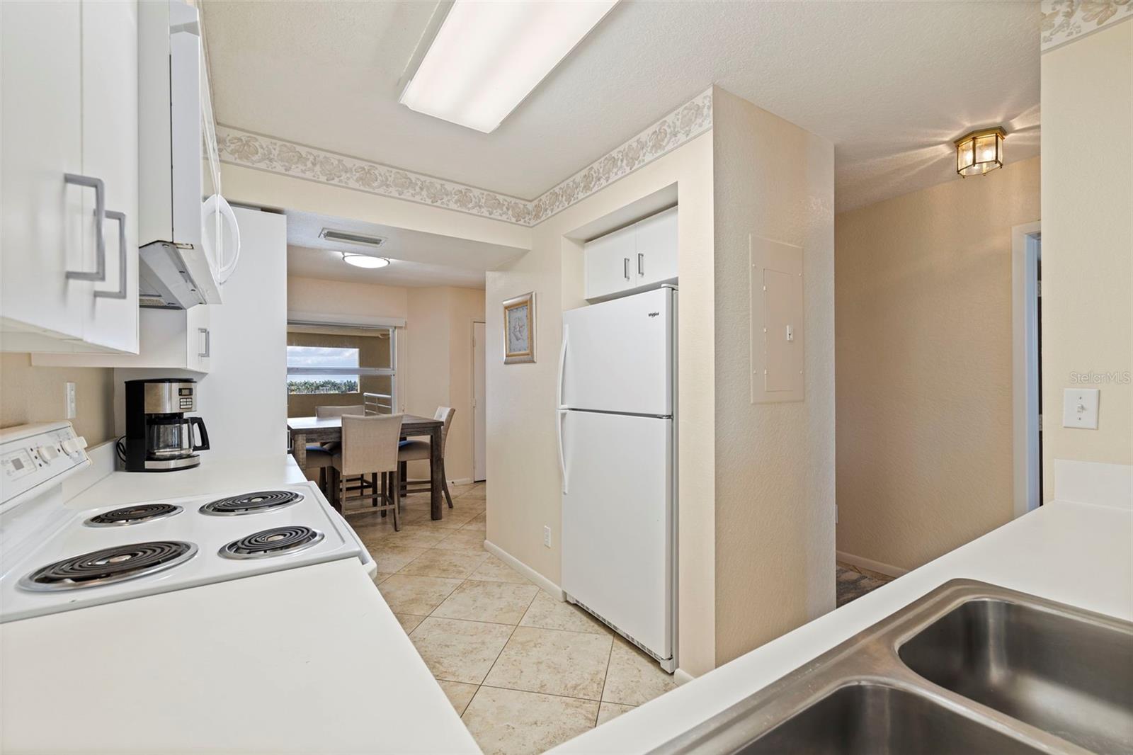 6105 BAHIA DEL MAR CIR #683 — photo 12